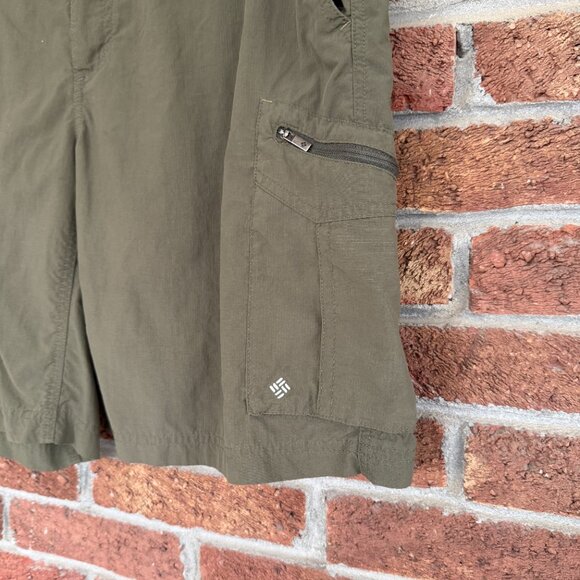 columbia mens shorts * size 36 * zippered pockets * sun protection * omni shade - Picture 3 of 8